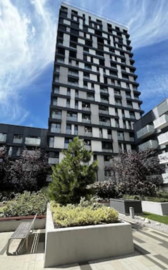 Residence Garden Tower S Balkonem, Garaz Prag Eksteriør billede